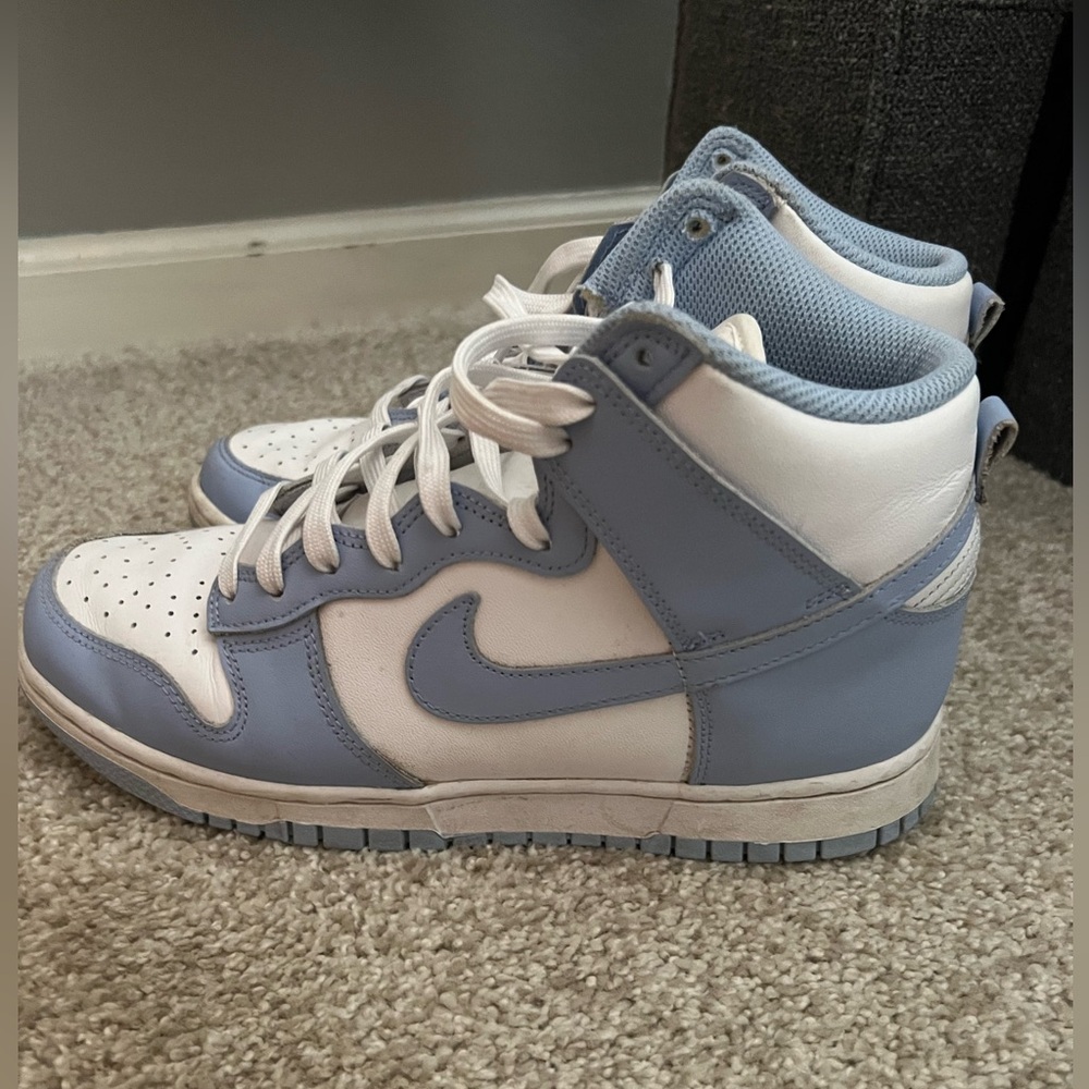 Nike Dunks - image 3